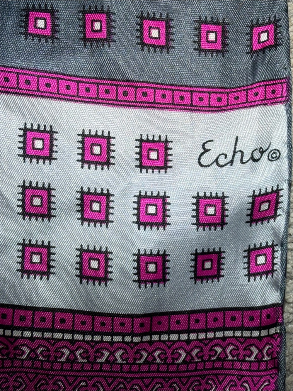 Vintage echo scarf gray color w pink accents